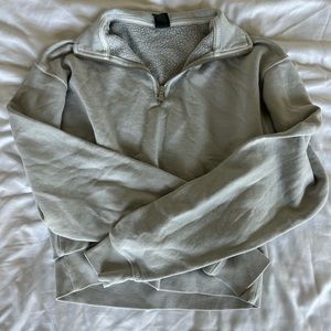 Quarter zip